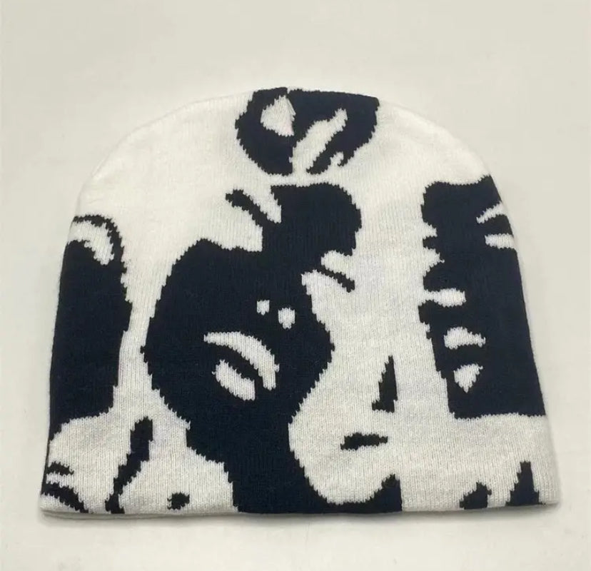 “Kiss love” Beanie